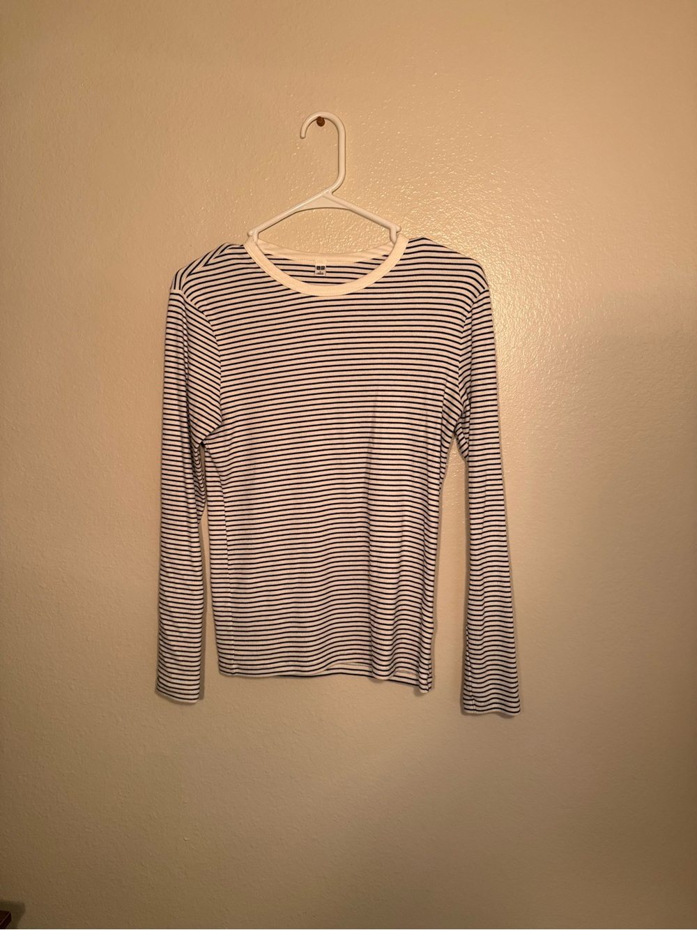 Uniqlo Striped Long Sleeve Tee - White & Black